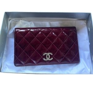 CHANEL Patent Leather Burgundy Yen Bi-Fold Wallet - EUC